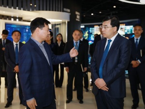 苏宁伊利高层会晤 双方将在多个领域升级战略合作