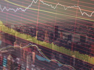 昨天暴跌90%，今天又涨了480%！这只“死去活来”的股票，让股民懵了