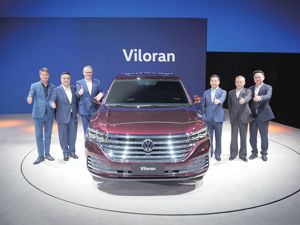 大型豪华商务MPV Viloran全球首秀 广州车展上汽大众群星闪耀