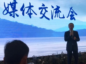 头号销售员郁亮：万科要“活到最后”，争当好农民