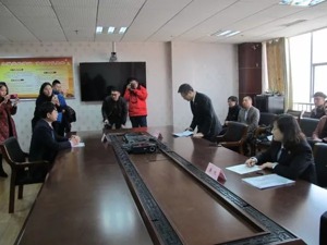 被羁押1277天后检方撤诉，清华海归博士获赔54万，法院道歉现场曝光