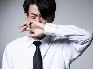 涉嫌财务造假，这家公司或被强制退市！曾有人卖掉北京两套房高位接盘