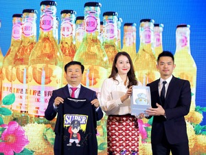 广药王老吉牵手林丹夫妇“喝酒” 下一个“凉茶级”大品种难觅