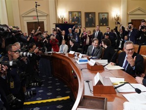 美国会众议院司法委员会举行首场特朗普弹劾调查听证会