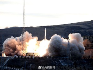 我国成功发射“一箭六星” 快舟一号“一日双箭”书写新纪录