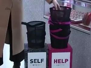 “小姐，推荐您这款...”不想导购跟着怎么办？韩国卖场这种服务操作火了
