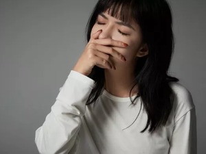 高中学历创业，拼出41亿身家的他被抓了，留下3万股东泪奔