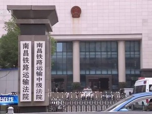 春运抢票中，赚差价的第三方平台和黄牛差别在哪？