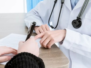 女医生被扎身亡，行凶者被批捕！这部防“医闹”的法律来了