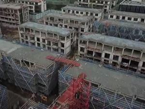 最新回应！新房水泥一抠就掉，这家开发商“同意退房”