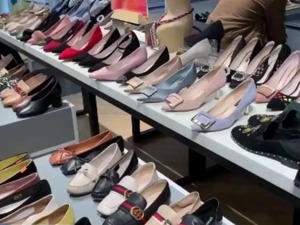 “国内女鞋第一股”企业现关店潮，却在11个交易日里9次涨停！星期六脱“鞋“上“网”，走向何方？