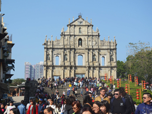 广药集团在澳门设国际总部 以中医药产业助推澳门经济适度多元发展