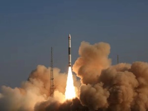 我国首颗通信能力达10Gbps通信卫星发射成功