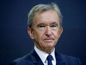 “世界首富”头衔再次易主，这家百年豪门即将迎来复兴？
