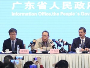 独家！卫健委印发新型肺炎国家版诊疗方案修订版：抗病毒可试用这两种药物