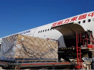 战"疫"实录|驰援数吨依然物资告急 物流公司：我们也纳闷 建议直接寄到医院