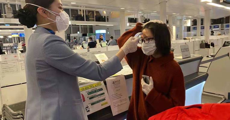 到家了！ 111名湖北籍海外滞留同胞搭乘春秋航空包机返乡 