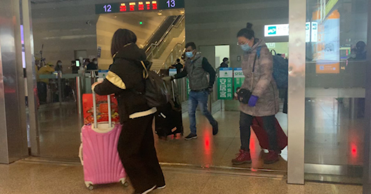 上海虹桥站：旅客出站 没有工作人员主动量体温？