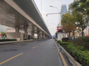 封城十天后，三个有“问题”的武汉人
