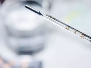 最新！湖北累计确诊超万例，全国累计17205例；武汉红十字会仓库交给私企，网友感叹效率变高