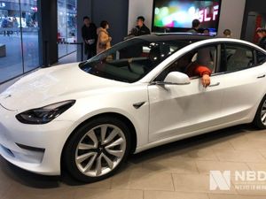 马斯克招人：“不在乎你是否高中毕业”，但你得会这项本领…