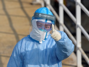 战“疫”实录丨江西一县城日增确诊病例10例  周边多地部署疫情防控