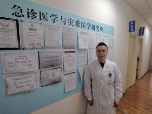 战“疫”专访丨四川省人民医院江华：对多联用药治疗新冠肺炎方案信心很大