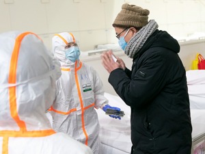 18 新纶科技
