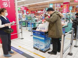 苏宁家乐福：已投入1亿元保障一线员工