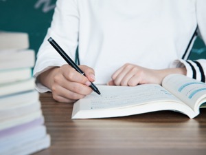 教育部：开学后要对学生居家学习情况进行摸底，有重点地复习已学内容