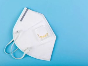 6毛钱进的口罩卖1元是哄抬价格？网友热议，监管部门：重新调查