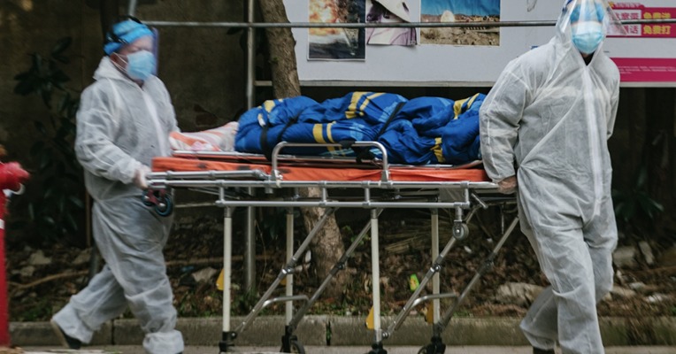 视频·战疫实录｜救护车上的“战疫”——记者跟拍武汉急救站出车全程