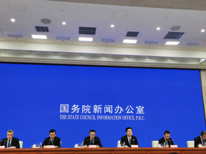 人社部：2月起对中小微企业养老、失业、工伤保险三项社保单位缴费实行免征