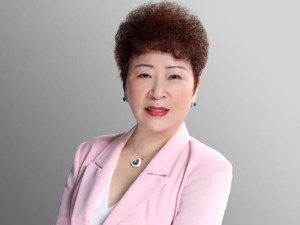 战“疫”专访丨红旗连锁董事长曹世如：疫情期间不关店、不断货、不涨价，打了有准备的仗