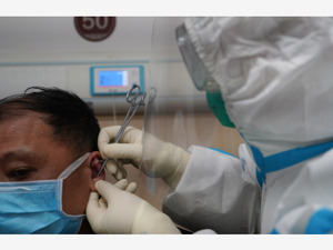 中医药降低危重症发病率，中西医结合专家：不主张无症状者使用中成药预防
