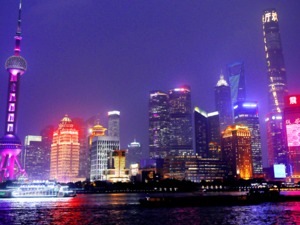 上海规模以上工业企业复工率接近95%  上海石化等已接近满产