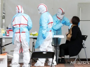 确诊者超5000！床位告急！4名居家隔离患者死亡，韩国进入24小时应急状态