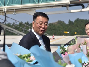 57岁时“做梦都想不到” 掌舵茅台 李保芳如今卸任“不留恋”