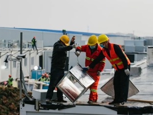 2名火神山援建工人回乡隔离被收隔离费？当地这样回应