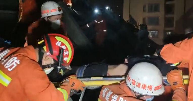 紧急救援！泉州一集中隔离酒店倒塌约70人被困，已救出40人