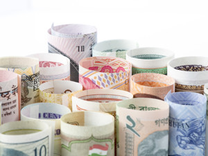 国务院发文明确国有金融资本出资人职责：要指导国有金融机构改革、负责国有金融资本经营预决算管理等