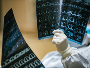 抗疫下半场： 复星阿里等中国企业积极参与国际援助