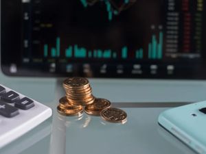 沪指失守2700点，两市近90%个股下跌，这个板块却掀起涨停潮