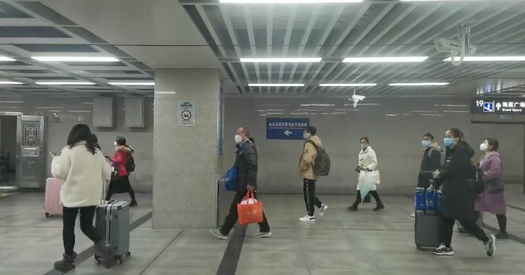 我在武汉·每经记者Vlog（67）：湖北多地发往武汉的火车恢复通行 每经记者实探汉口火车站