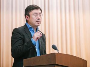 爱奇艺CEO龚宇回应做空机构质疑：邪不压正，看最后谁赢