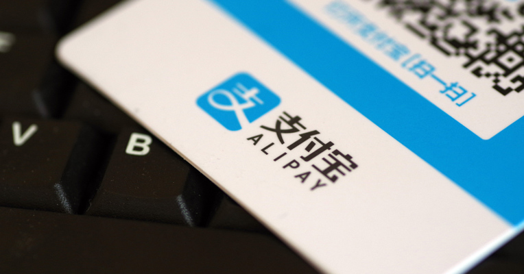视频丨武汉重启首日结婚预约小程序火爆 访问量为节前的300%，造成卡顿