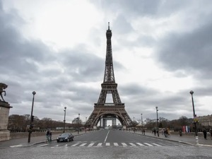 法国新冠肺炎死亡病例过万，法国卫生部：高峰还没到来