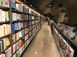 一季度书店线下零售同比下降一半多  店主：我对卖书这事儿绝望了
