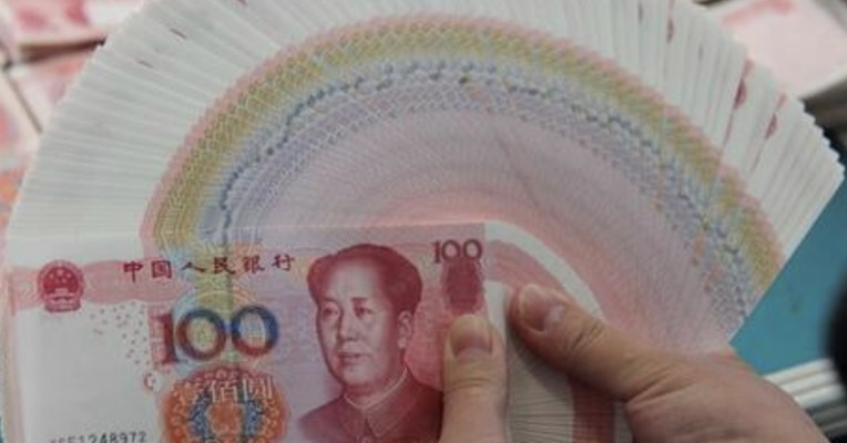 视频｜专家：受疫情影响 建议针对低收入群体发放大量现金