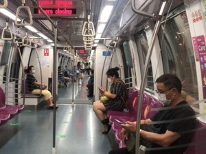 出门不戴口罩，第一次罚1500元，再犯罚5000元！单日新增447例创新高，新加坡态度急转弯